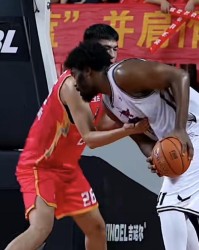PG电子-炸裂！CBA外援市场最后的中锋，朱芳雨有望引进2米13内线大杀器？