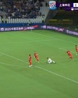 PG电子平台-错失绝杀！路易斯超时获得单刀机会，但被徐嘉敏出击破坏