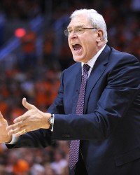 PG电子-斯科特：球员篮球智商不足制约三角进攻与普林斯顿体系实效