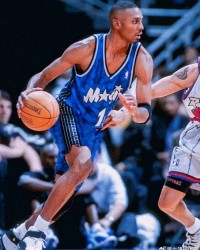 PG电子平台-天妒英才！五位不受伤本可统治联盟的球员，黄曼巴上榜、罗斯可惜