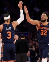 PG电子官网-NBA彩经：快船轻取篮网 尼克斯擒鹿 太阳胜森林狼 勇士小胜鹈鹕