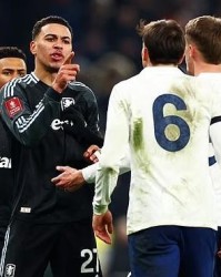 PG电子官网-埃梅里：对手有时为了限制罗杰斯，动作已经接近黄牌甚至红牌